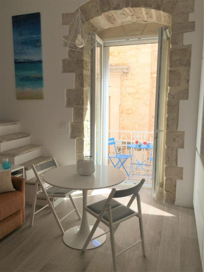 ジョヴィナッツォLa Terrazza Sul Mare - Dimora Di Charmeアパートメント エクステリア 写真