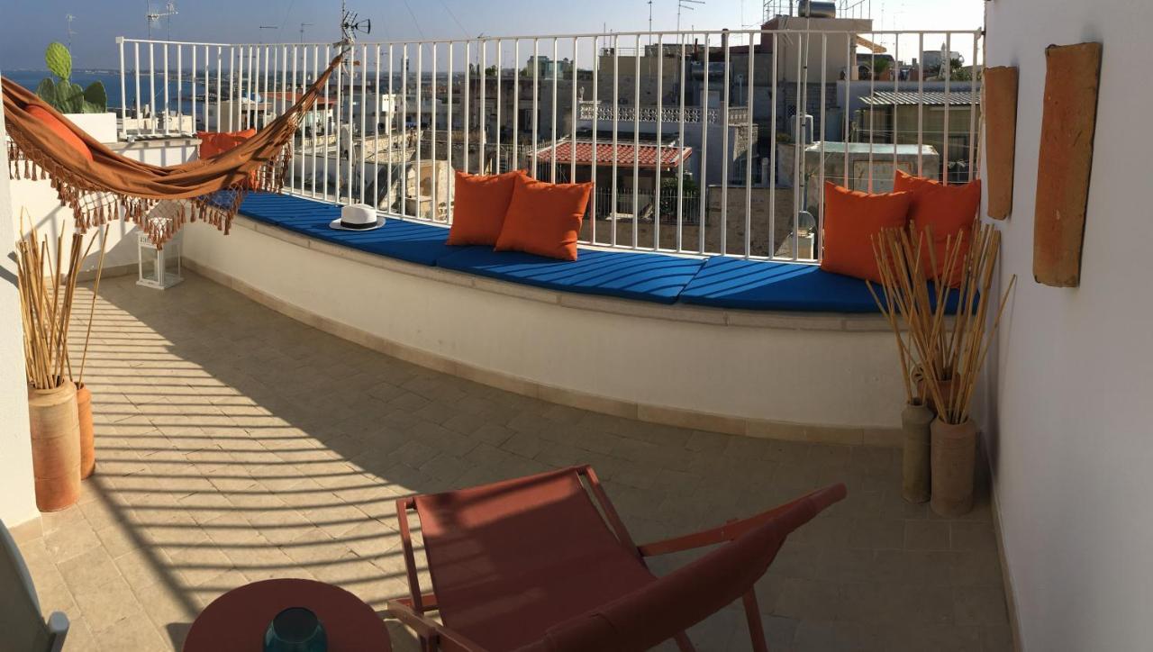 ジョヴィナッツォLa Terrazza Sul Mare - Dimora Di Charmeアパートメント エクステリア 写真